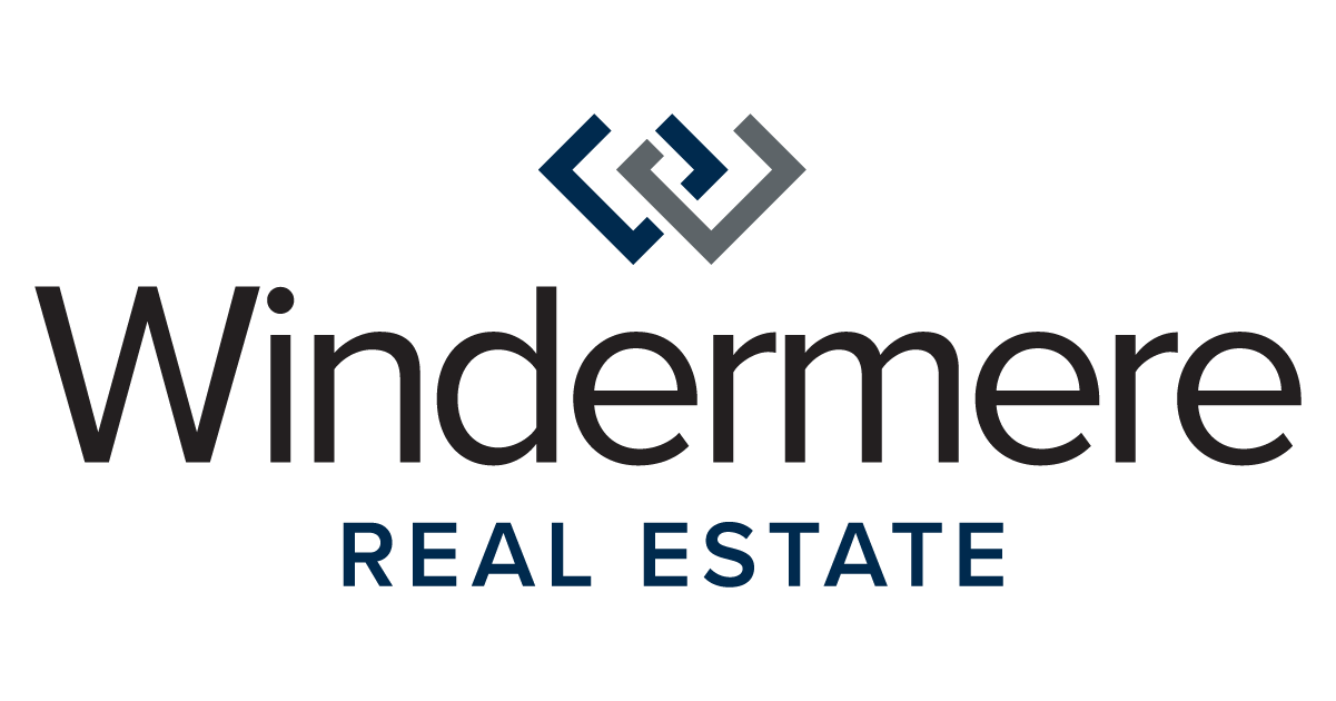 Christopher Brady logo
